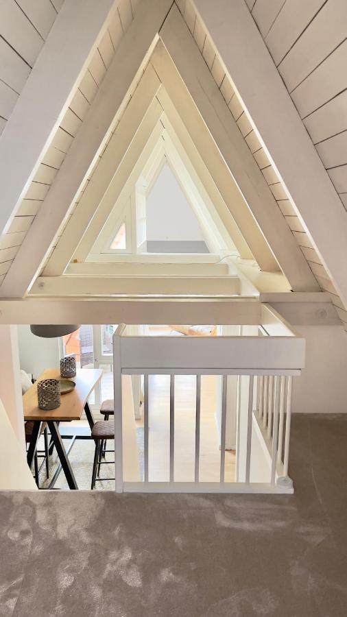 Apartment 4zkb Wunderschöne Altbauwohnung über Mehrere Etagen Mit Dachterrasse Und Schreibtisch Direkt Am Schloß Oldenburg