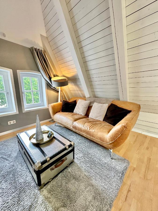 4zkb Wunderschöne Altbauwohnung über Mehrere Etagen Mit Dachterrasse Und Schreibtisch Direkt Am Schloß Oldenburg